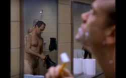 zoommalebody:  Christopher Meloni & Lee