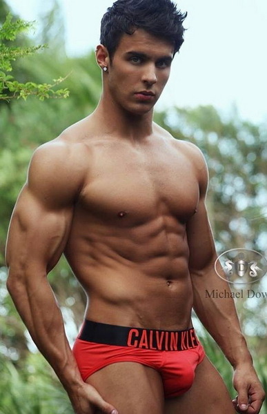 Extremely Hot Men