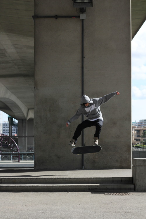 supradist:  Wade Desarmo | Kickflip in Vancouver, BC