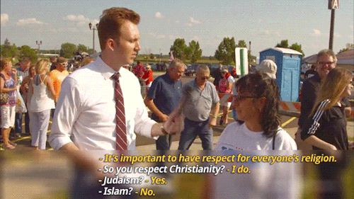 sandandglass:  The Daily Show, August 18, 2016Jordan Klepper gets to know Trump supporters