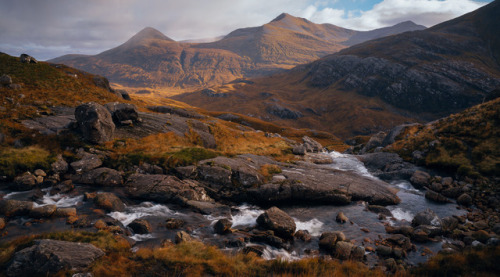 Mam na Guilainn by Tim Parkin