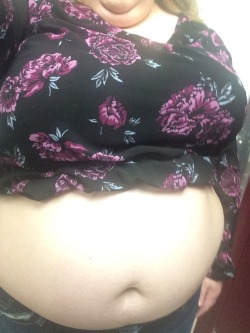 greedyofficefatty:Boss *urp* my shirt keeps riding up, maybe I should leave it like this. I know you *urp* say it makes me look like a disgusting fat hog but I can’t help it…