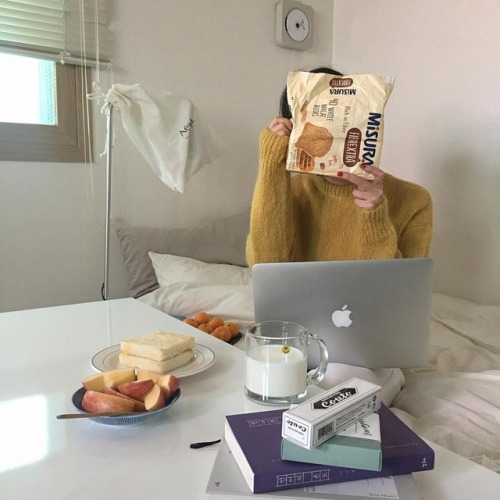 vividspark: ig:but.a.moment