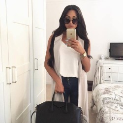 glamheaven:  missglamourbunny:  br0nzed-beauty:  Follow br0nzed-beauty