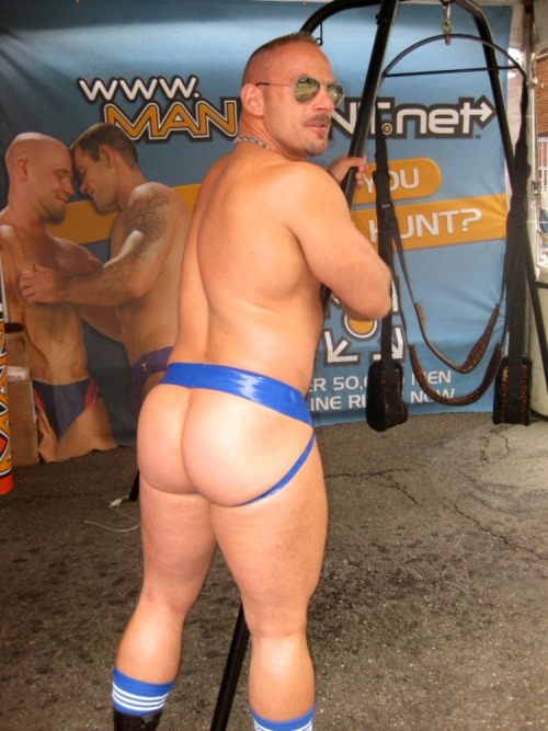 bigassaddicted:  Samuel Colt’s Big Bubble Ass (Set 1)