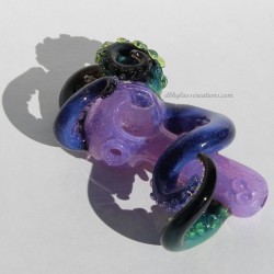 dbkglass:   Octo arm spoon pipe blown by Dylan Kelley. 