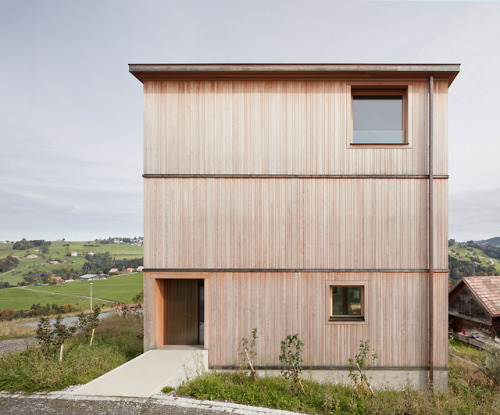 kazu721010: House at the Schopfacker / Bernardo Bader ArchitectsPhotos © Adolf Bereuter