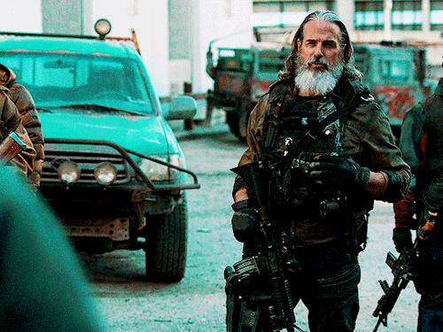 Jeffrey Pierce As PerryThe Last Of Us 1.04Please Hold To My Hand