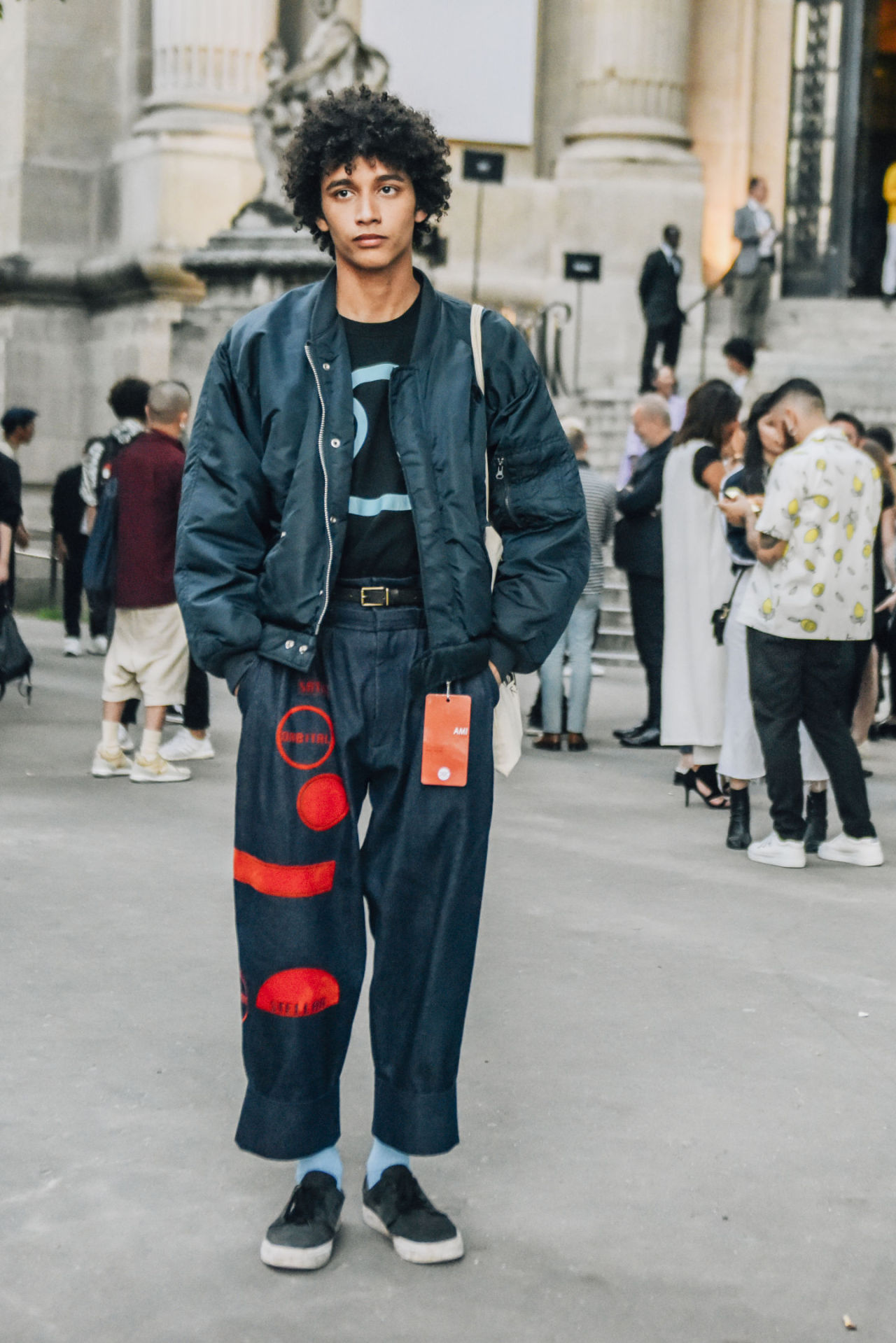 rue des mauvais garçons (Jackson Hale at PFW S/S 2017 by Tommy Ton)