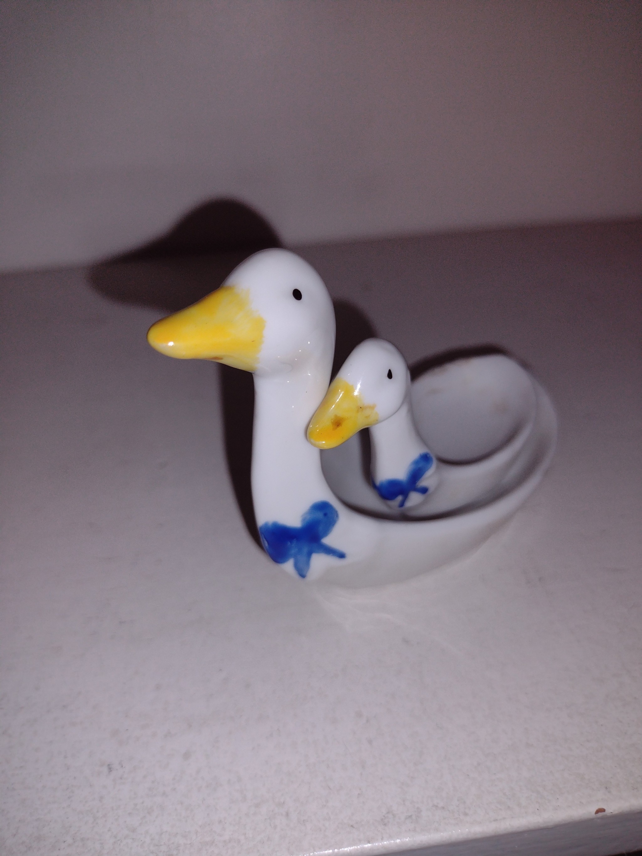 shiftythrifting:hit the jackpot, the small ones a tsp and the bigger one is a tbsp