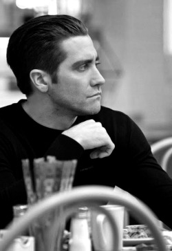 cinematicmusings:  Jake Gyllenhaal as Detective
