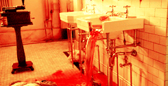 zombooyah2thesequel:    CRIMSON PEAK (2015) dir. Guillermo del Toro    