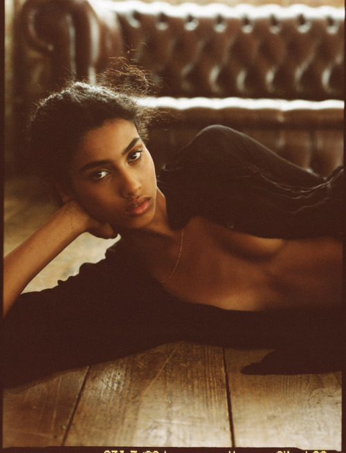 thebeautymodel:“Beauté Sans Retouche;” Imaan Hammam by Mateo MontanariFashion: Raquel Franco