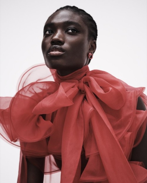 modelsof-color:Bintou Konate by Jan Welters for Marie Claire Italy Magaizne - August 2019