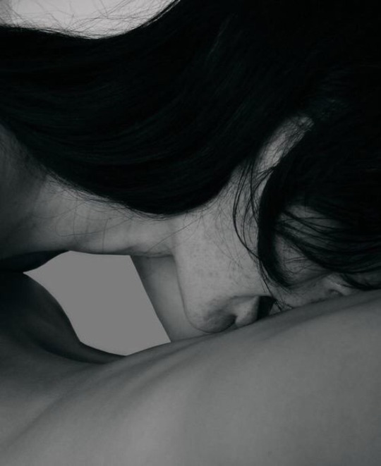 anicklebittome:Taking away his pain