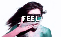 crhistinaaguilera-deactivated20:  Can you turn my p o w e r off? Well, let the drum