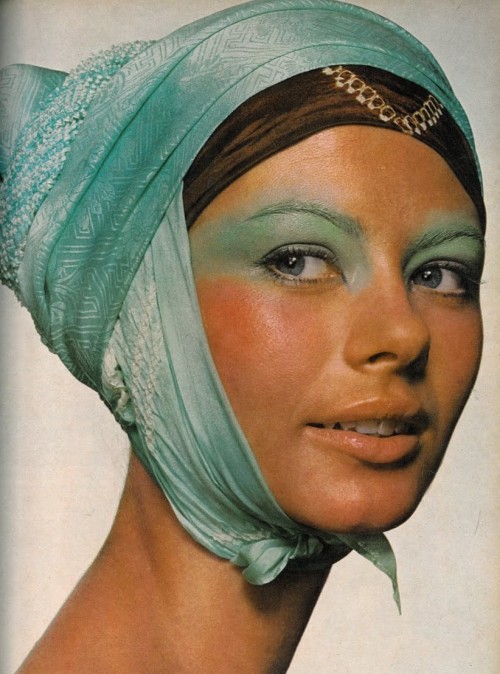 Irving Penn - Charly Stember for Max Factor (Vogue 1970)