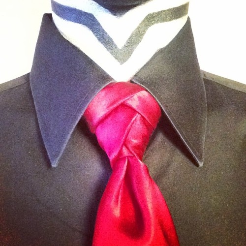 davidmichaelbennett: Eldredge Knot! (at AniMinneapolis)