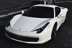 artoftheautomobile:  Ferrari 458 Italia (Credit: