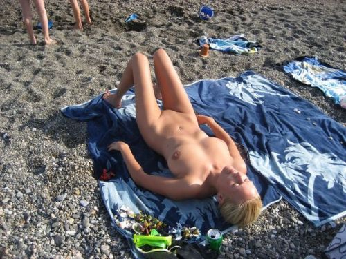 nudism voyeur