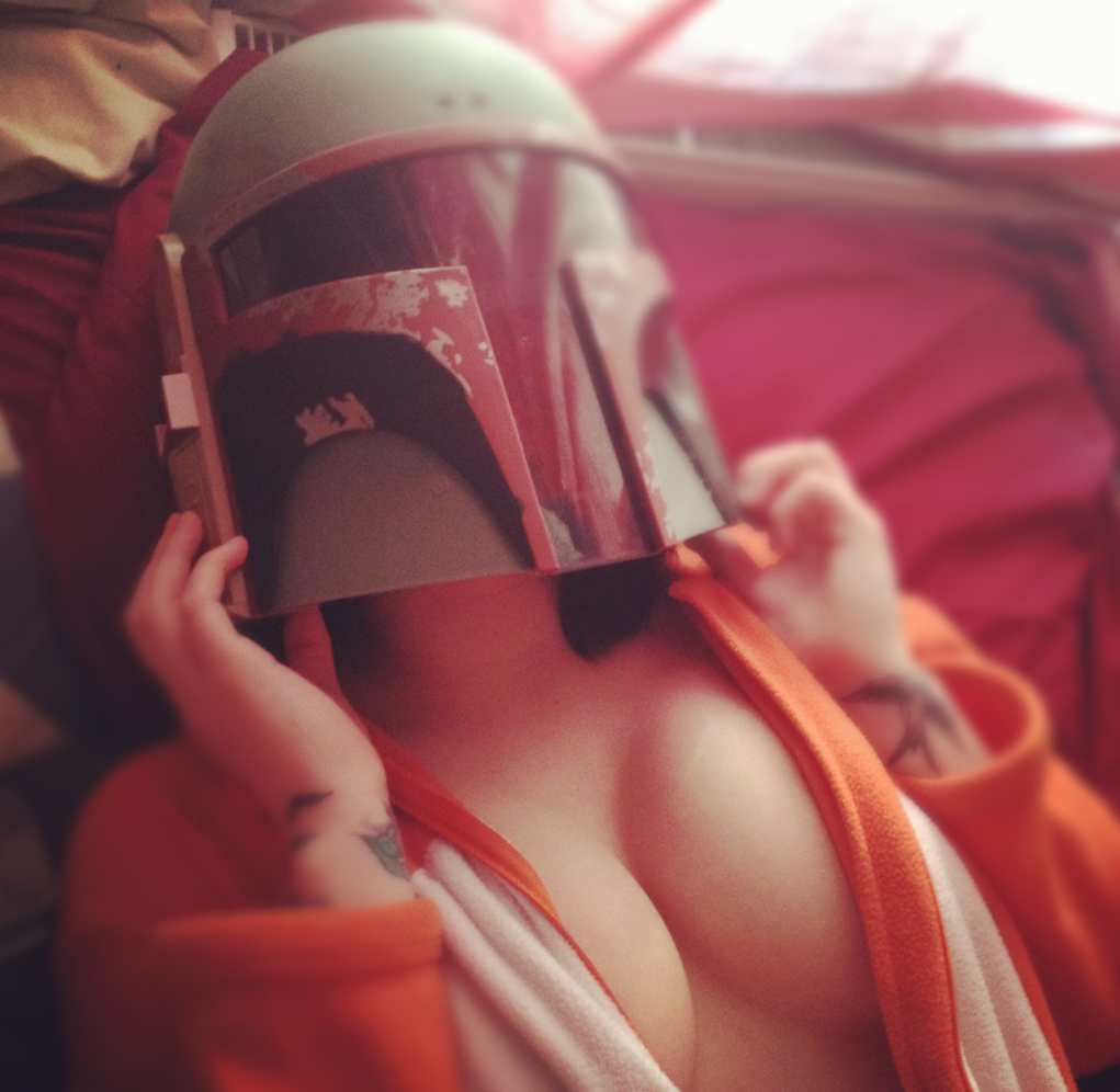 bonjourmadame:  Que la Madame du 4 mai soit avec vous !May the 4th be with you ;-)