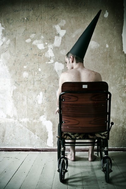 discordant23:  discordant23.tumblr.com  Oldies but goldies. (From the series “Inner