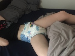 Babytabbycat:  Waking Up On Different Day But Same Story, One Super Soaked Diaper🙈🙈🙈