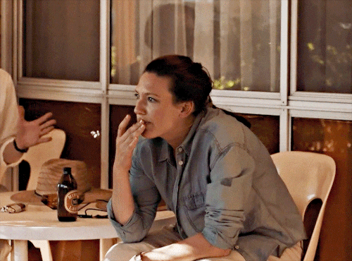 Helen + Sitting Like She Wants To Attract Women 🌈👀