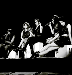 camilajauregui-blog:  The girls onstage tonight