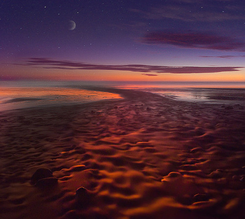 Starry Night On The Oregon Coast by kevin mcneal on Flickr.