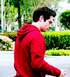 regina-georges:Stiles in his red hoodie(°⌣°)