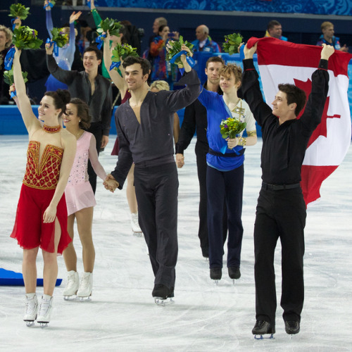 mysticseasons: skate_canada: With their gold medals at #PyeongChang2018, Tessa Virtue and Scott Moir