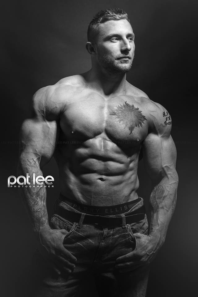 cdnlifter27:  Kevin James Photos: Pat Lee Photographer 