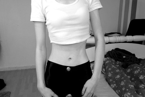 glass-collarbones: xx