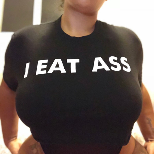 bbwsnscat:  I just want a lady who isn’t gonna care that she has to shit &amp; isn’t gonna be afraid to coat my dick with her shit &amp; isn’t gonna care that i wanna put my dick in her shitty asshole to fuck. Give me that asshole &amp; I want it