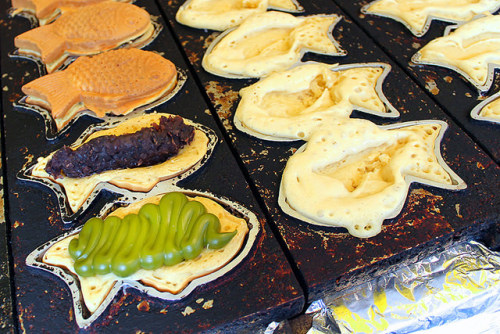 ileftmyheartintokyo:  Fushimi street food by cherrylet on Flickr.