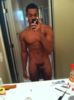 seeker310:  prettyblack1944:  Outstanding!  Awesome Bros!! POWERFUL Good Looking Sexy with GREAT muscles!! please reblog   Please follow:1 http://nudeselfshots-blackmen.tumblr.com/2 http://gayhornythingz.tumblr.com/3 http://nudeselfshotsofmen.tumblr.com/