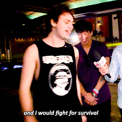  How would you survive in a zombie apocalypse? 