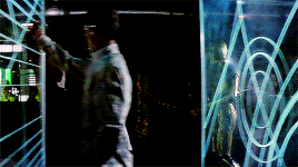 tfa:It is she who leads the battle. Princess Leia Organa. Bold. Strong.
