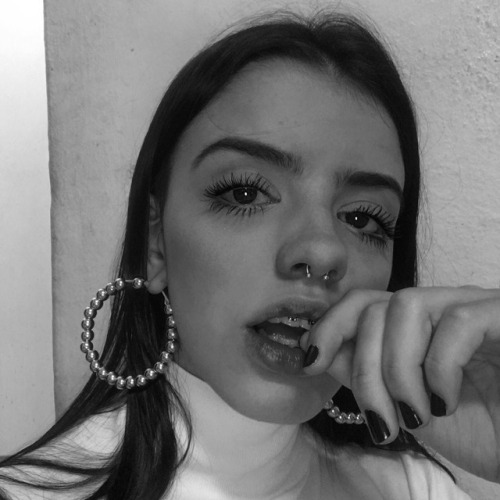 http://streetgrl.tumblr.com/post/165129461687