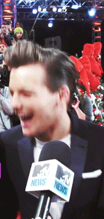 LARRY IS LOVE LARRY IS LIFE
