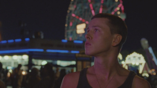 Beach Rats, Eliza Hittman (2017)Two girls can make out and it’s hot, but when two guys make ou