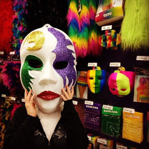 Party in the City #partycity #mask #mardigras #carnavale #face #costume #drama