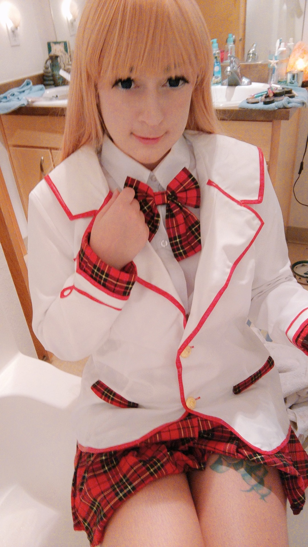 amyfantasy:I got a new cosplay from a gifter, thank you! Its tsugumi shirasaki ❤