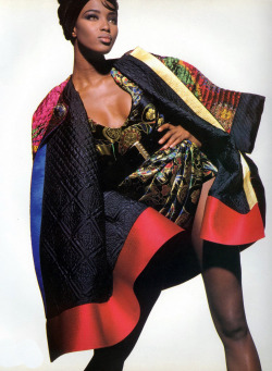 80s-90s-supermodels:  Versace F/W 1990/‘91Model: Naomi Campbell Happy birthday, Naomi! (22 May 1970, 45 today)
