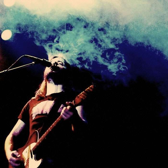everybodyneedspinkfloyd:  David Gilmour | Pink Floyd | 1977 tour 