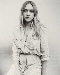 godlikegenius-sungiant:  Chloe Sevigny  
