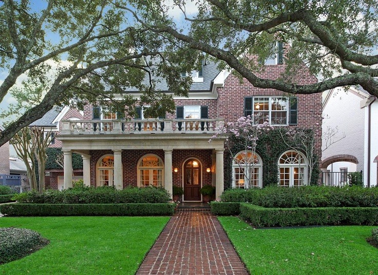 roya1flush:  splendorinthesouth:  Beautiful residence in Woodlands, TX       (via