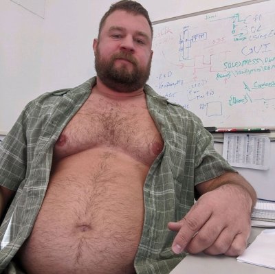 hairy-muc-bear:2021.01.28.Thursday&rsquo;s BILFS in Open Shirts Next Door Bulls