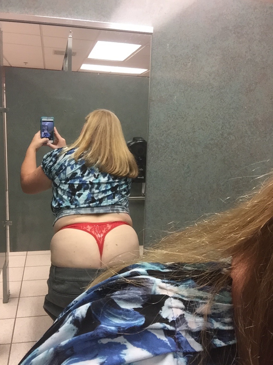 flashingchallenge:  Did you like any of them? If so let me know I have a ton more…
